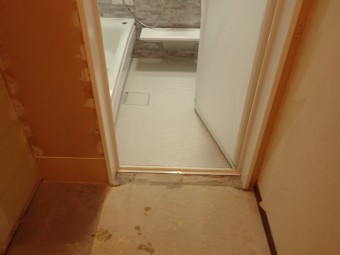 入口枠取り付け後 P9270016